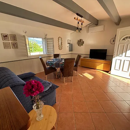 Holiday home Caseddu Jardin Et