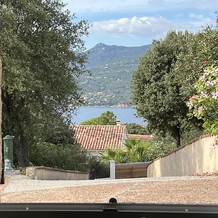 Tatil Evi Caseddu Jardin Et *