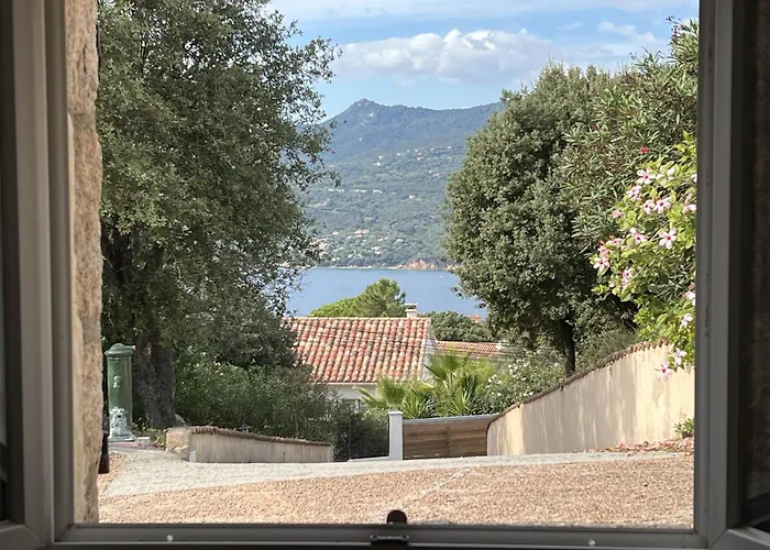 Prázdninový dům Caseddu Jardin Et *